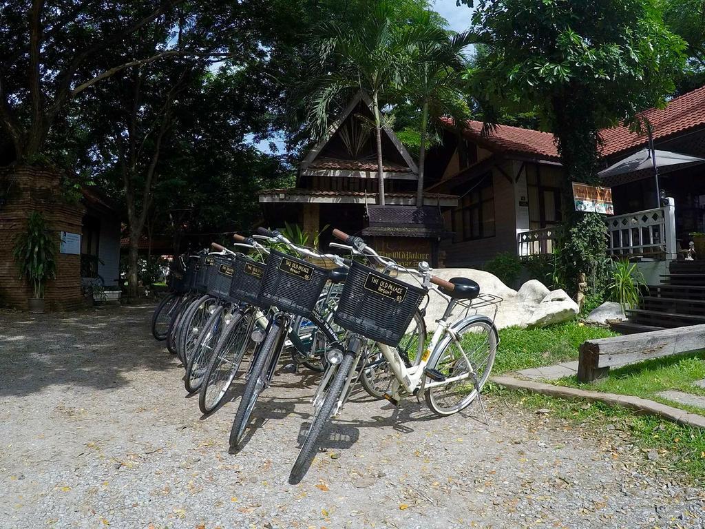 The Old Palace Resort Klong Sa Bua Phra Nakhon Si Ayutthaya Exterior photo